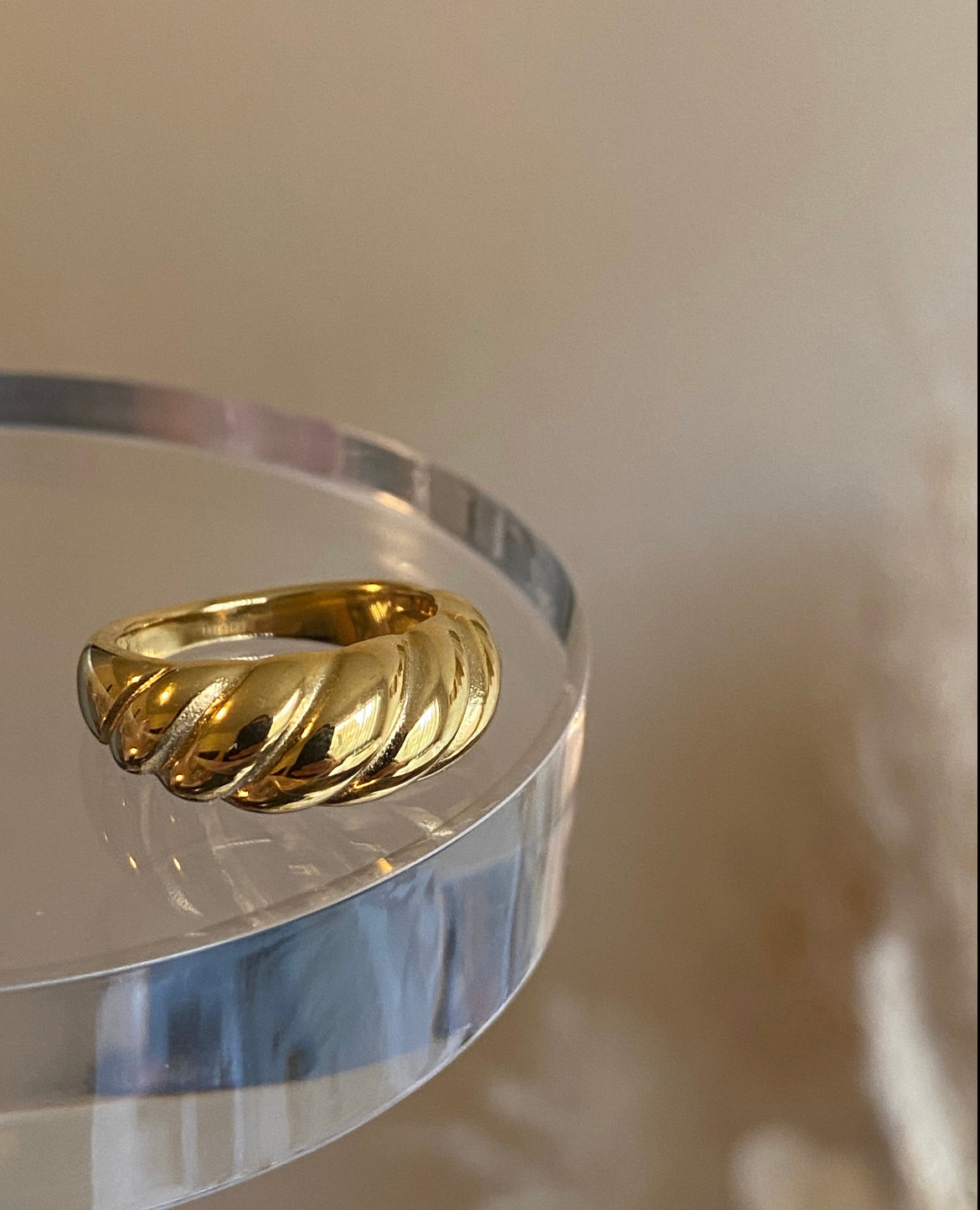 Alessa Ring