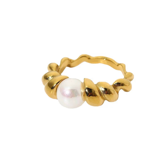Twisted Pearl Ring