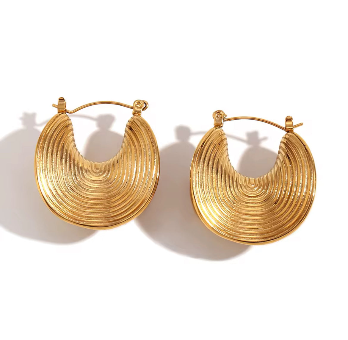 Kenia Hoop Earrings