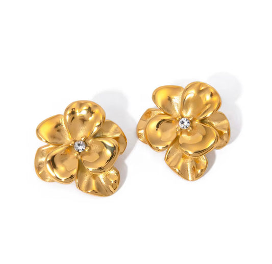 Lily Stud Earrings