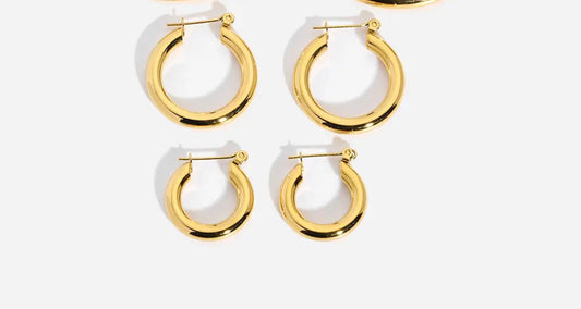 Zoie Hoops