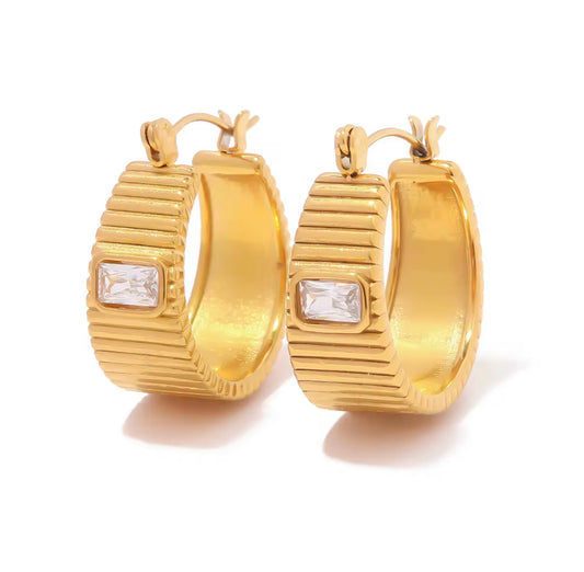 Lili Hoops