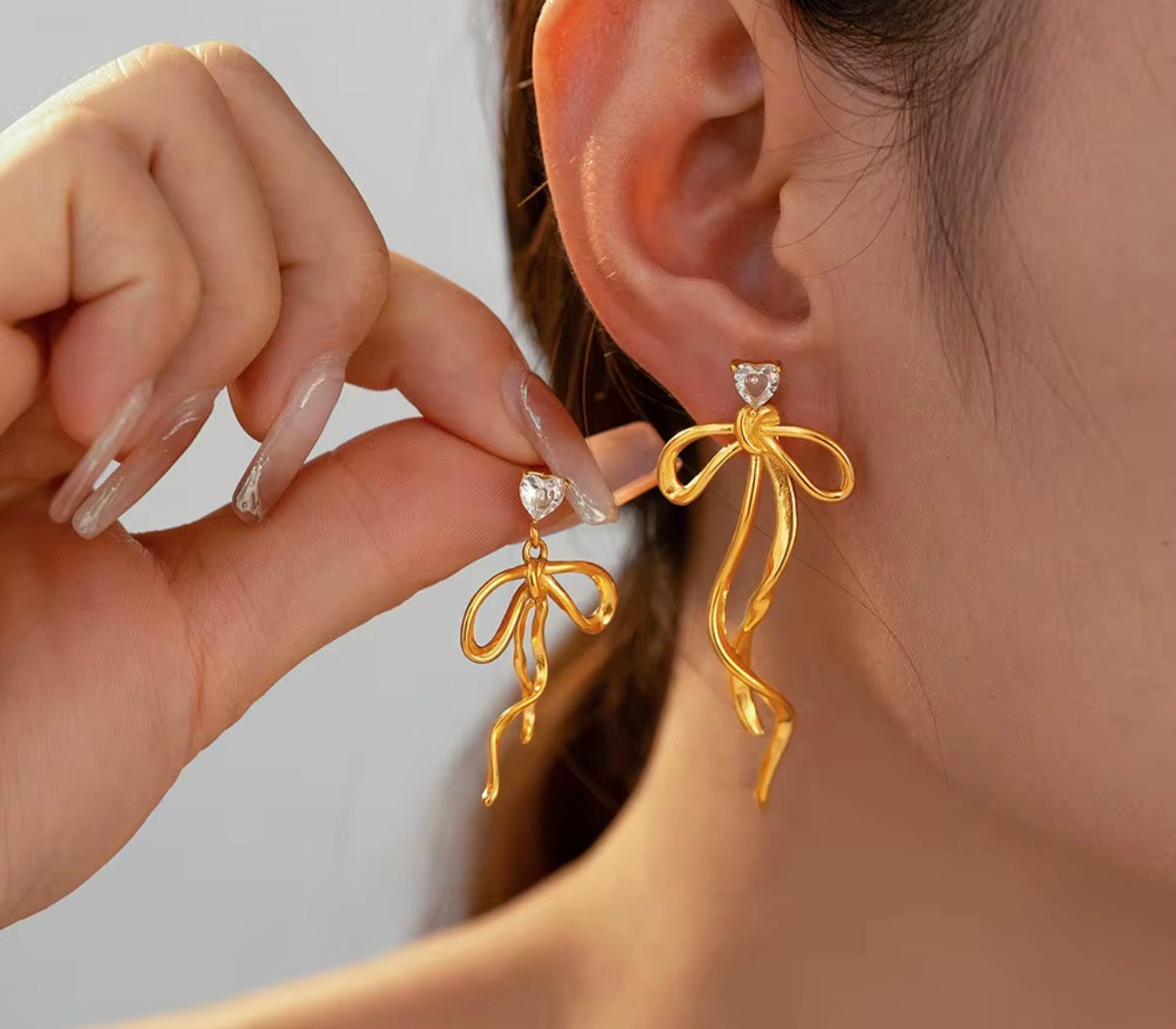 Zircon Bow Earrings