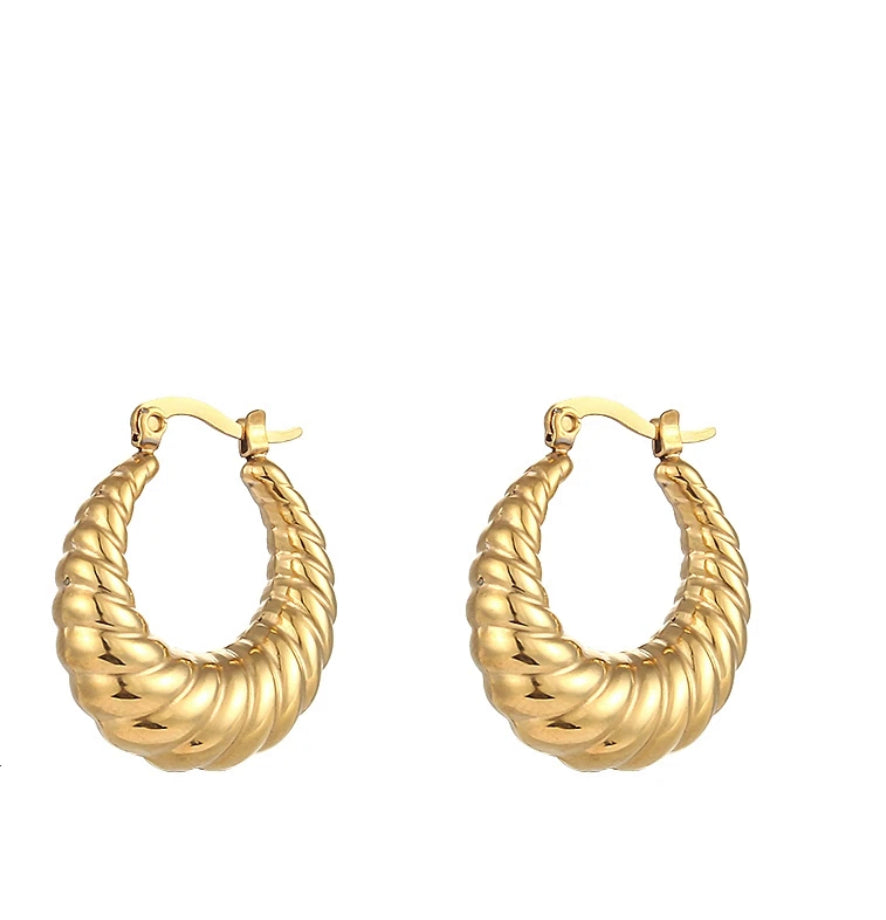 Aria Hoops