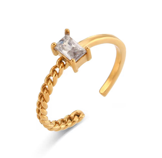 Maggie Ring